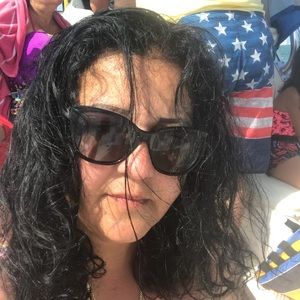 Meet your Posher, Maritza